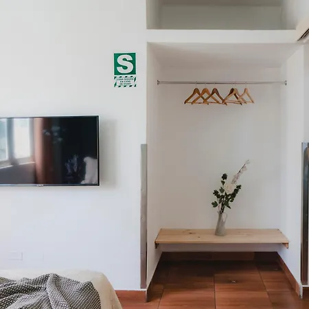 Casa Bellido - Miraflores Private Rooms - Cocina Compartida - Wifi Lima Exterior photo