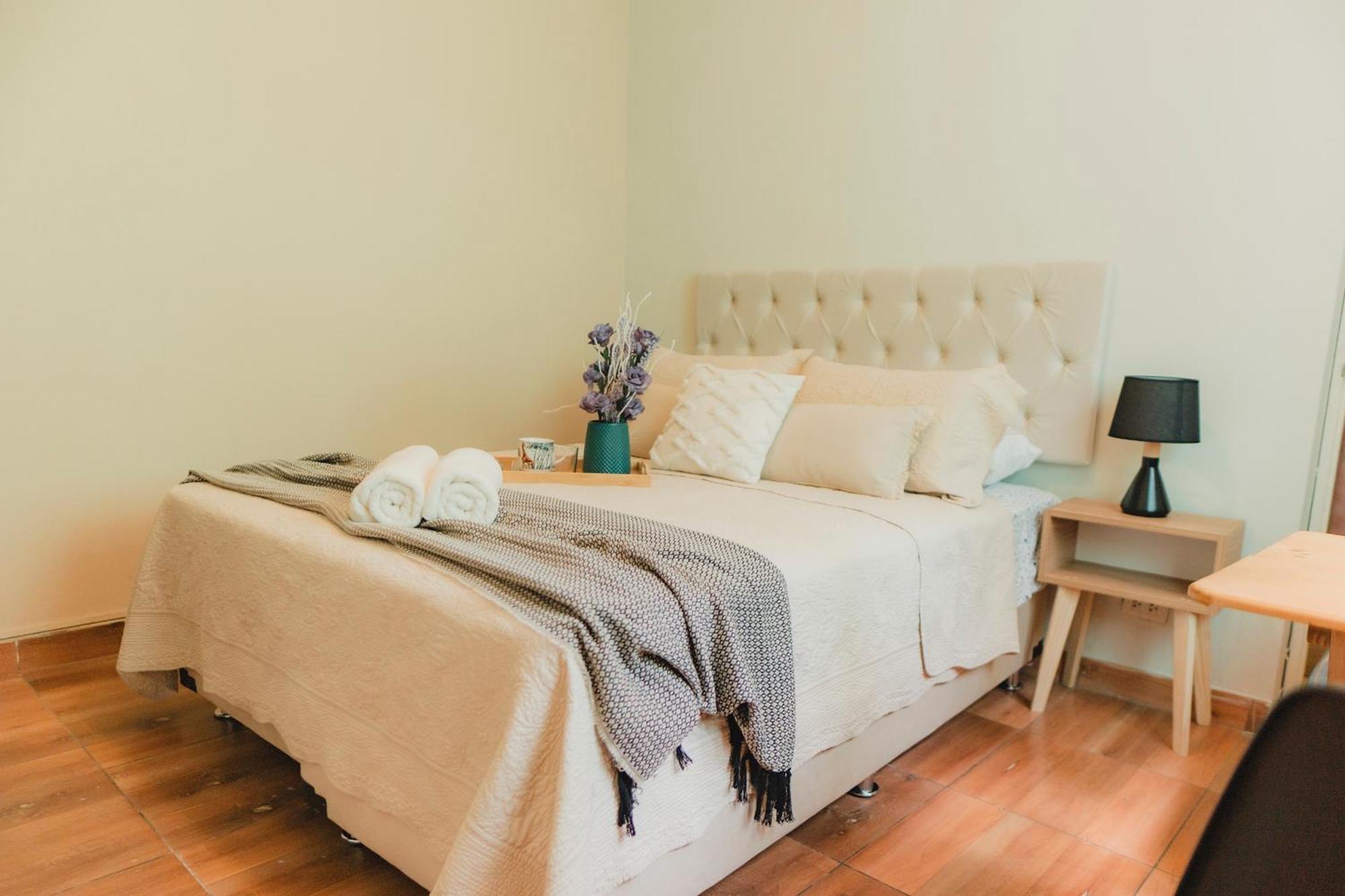 Homestay Casa Bellido - Miraflores Private - Cocina Compartida - Wifi Lima
