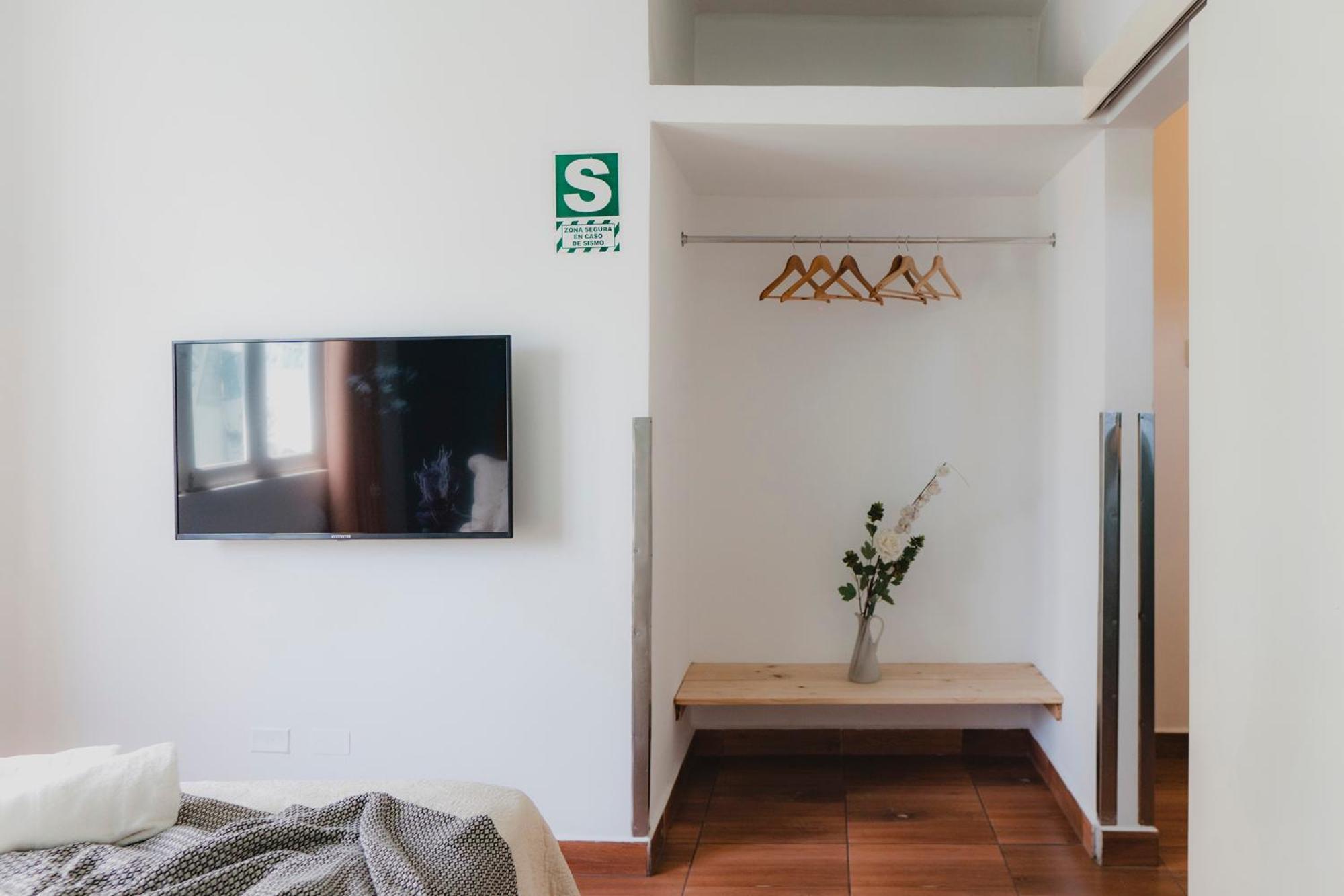 Casa Bellido - Miraflores Private - Cocina Compartida - Wifi Homestay